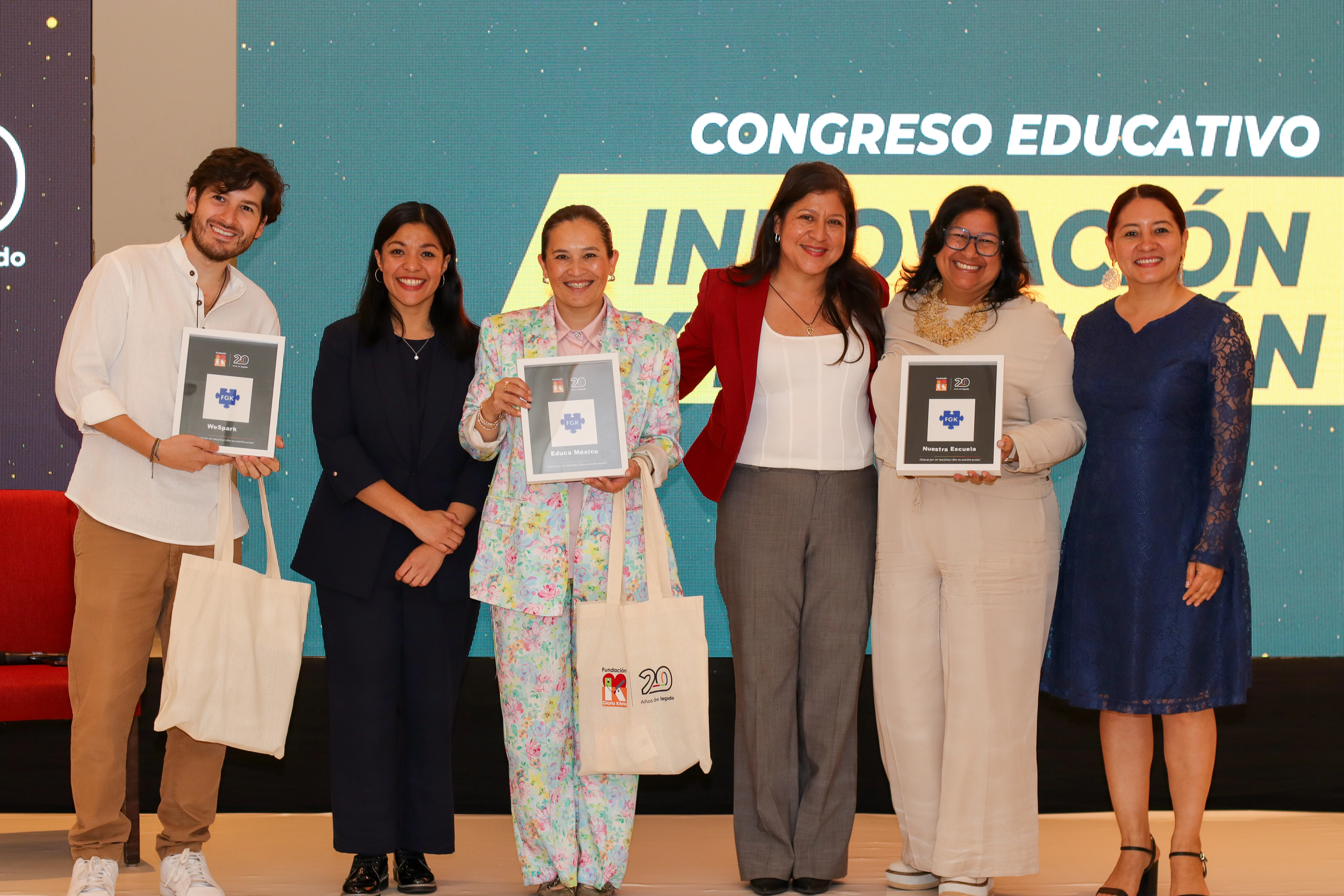 Nelson Inno with the Gloria Kriete Foundation team for the Spanish edition of Unstable Innovation